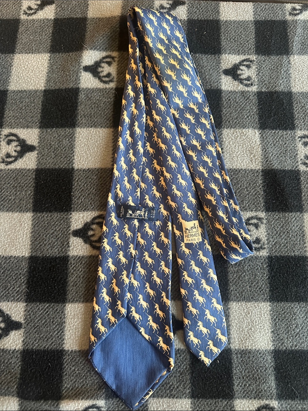 Hermes Navy Silk Tie with Gold Horse Motif - Picture 4 of 4